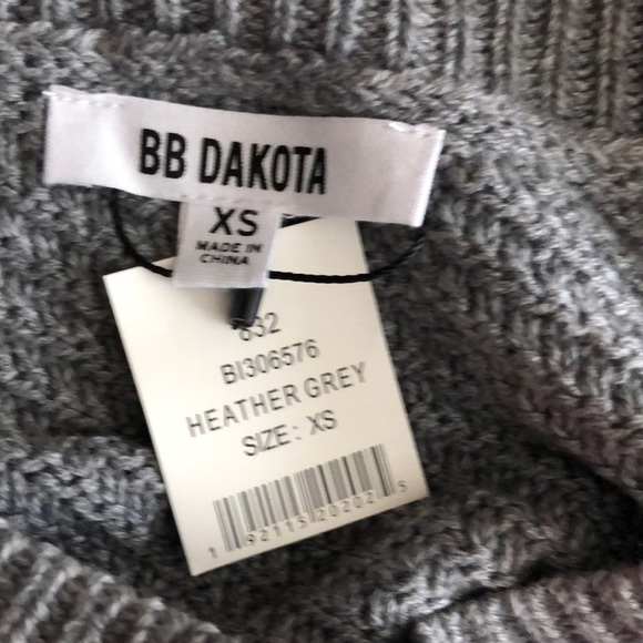 NWT BB Dakota multi patterned fringe trimmed sweater grey SZ XS - Picture 7 of 8
